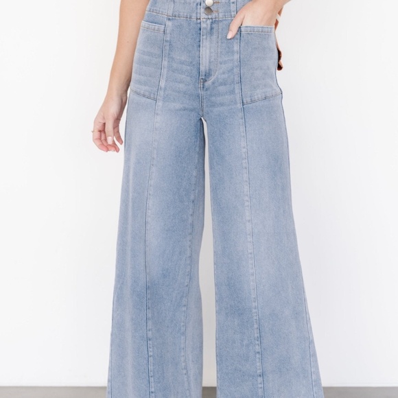 Baltic Born Emmi Mid Rise Wide Leg Jeans | Medium Wash Size LL - Picture 4 of 5